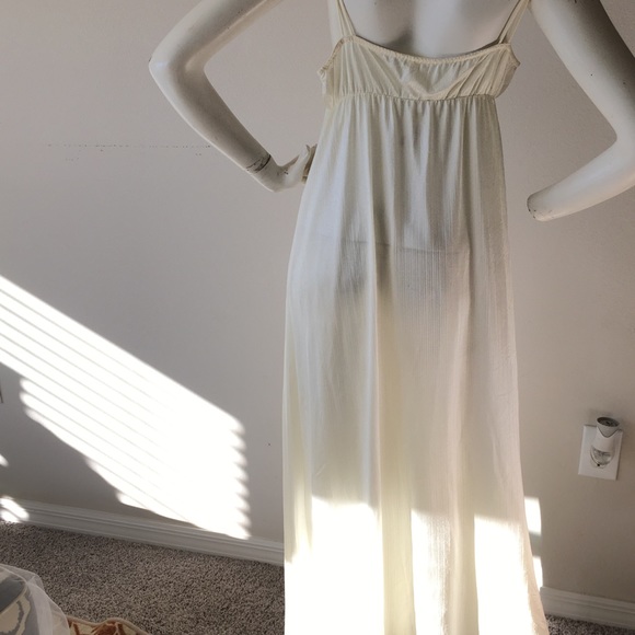 Vintage Union Made Night Gown - Picture 8 of 11